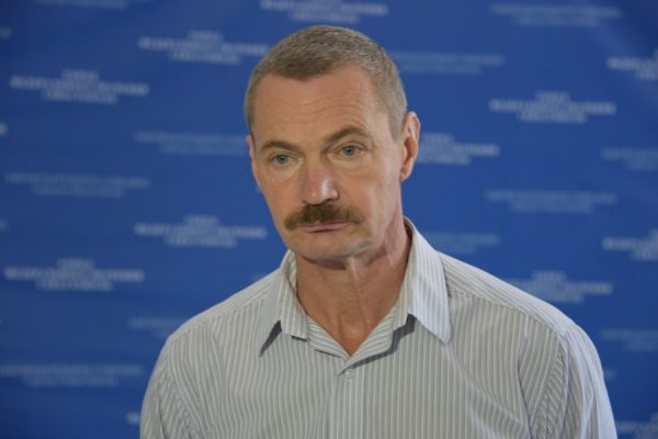 «Позиции партии на сегодняшний момент сложные и уязвимые», — Вячеслав Горелов о рейтинге ЕР