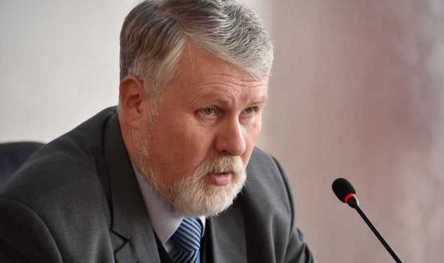 Правительство Севастополя не хочет равняться на федеральную власть