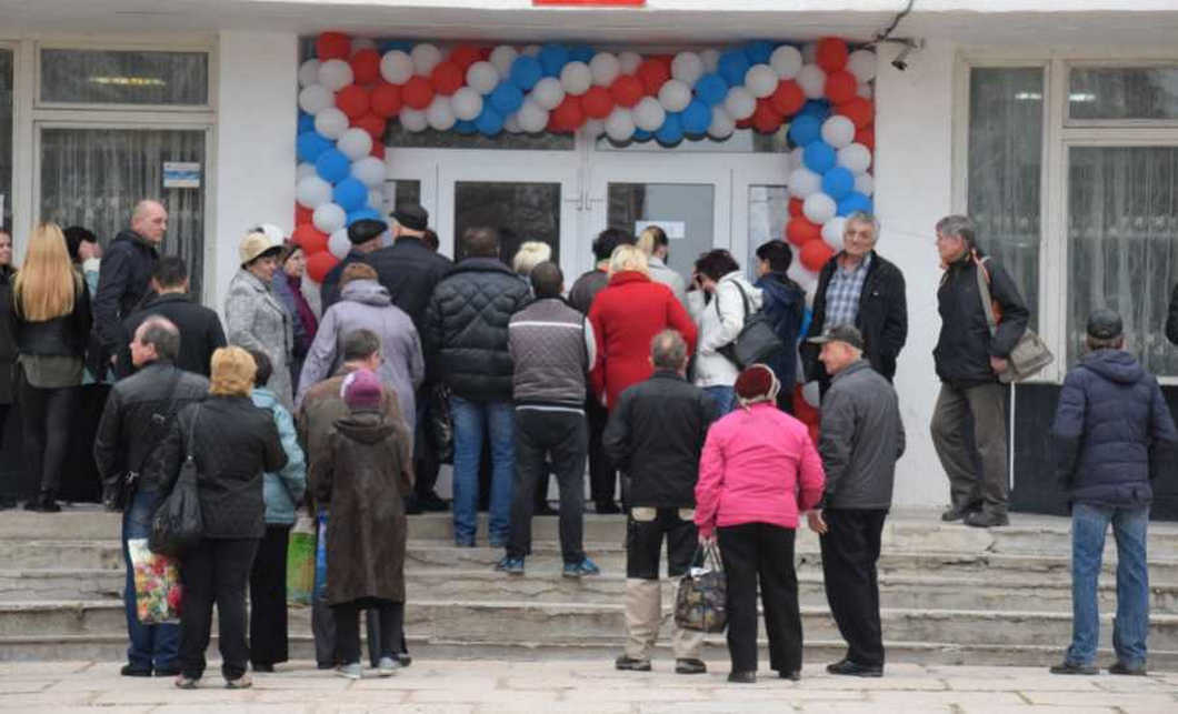 В Севастополе могут создать искусственные очереди при сдаче подписей кандидатами