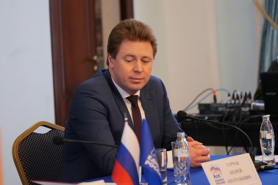 Рейтинг губернатора Севастополя упал до критической отметки