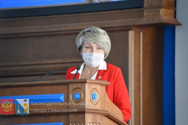Щербакова будет просить у правительства Севастополя оплаты аренды помещения медицинского колледжа
