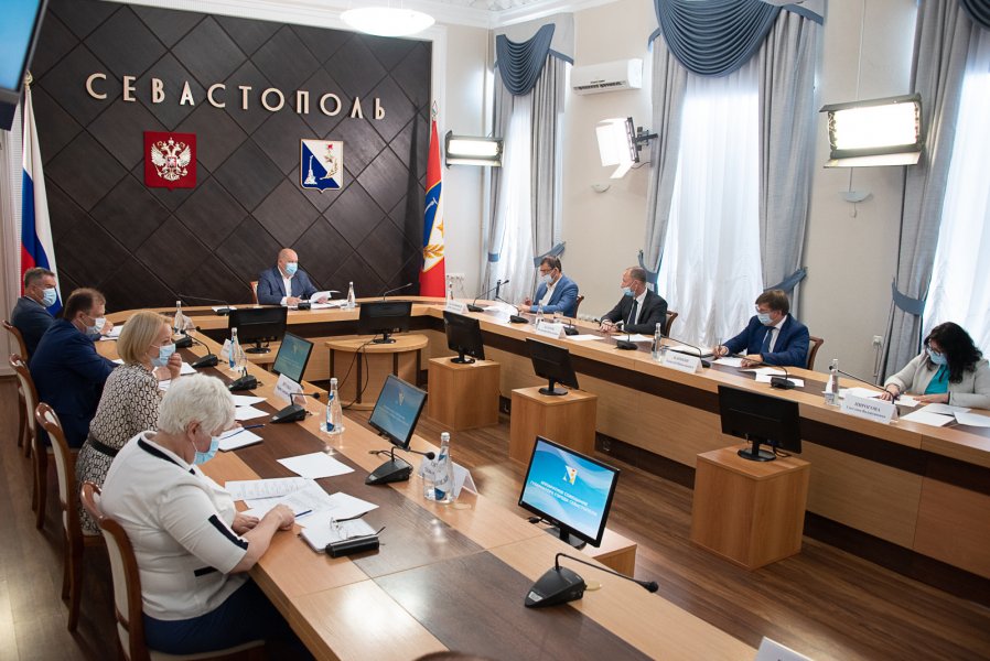 Акцент на цифровизацию и экологию: о чём говорят изменения в структуре правительства Севастополя