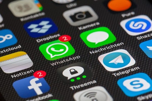 В Совфеде и Госдуме заговорили о блокировке WhatsApp