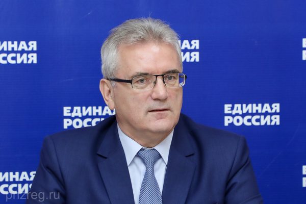 Единороссы избавились от подозреваемого в коррупции Белозерцева