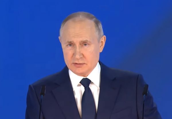 Путин проголосовал дистанционно