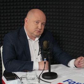 Губернатор Севастополя «опустился» в рейтинге влияния из-за рутинной работы