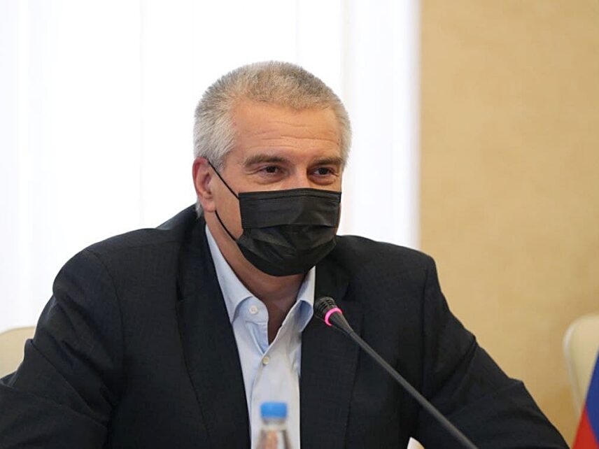 Аксёнов призвал жителей освобождённых областей Украины писать ему в соцсетях