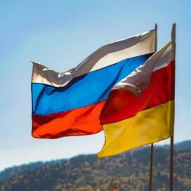 В Южной Осетии приостановили процесс объединения с Россией