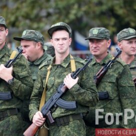 Глава Севастополя рассказал, когда примут закон о мерах поддержки военнослужащих