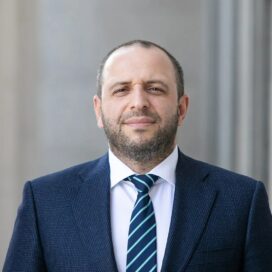 Зеленский представил депутатам кандидата в министры обороны Украины