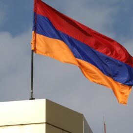 Почему Госдума отказалась признавать водительские права армян в России