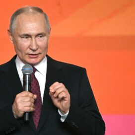 «Единая Россия» поддержала Путина на выборах президента
